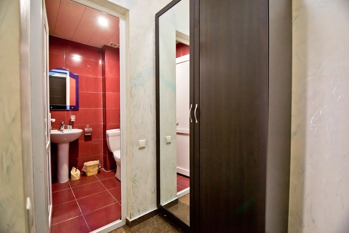 Imagen de la habitación del Hotel Vizit, Batumi. Foto 11
