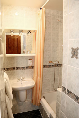 Imagen de la habitación del Hotel Vladar. Foto 10