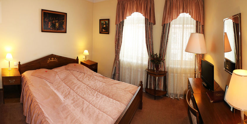 Imagen de la habitación del Hotel Vladar. Foto 12