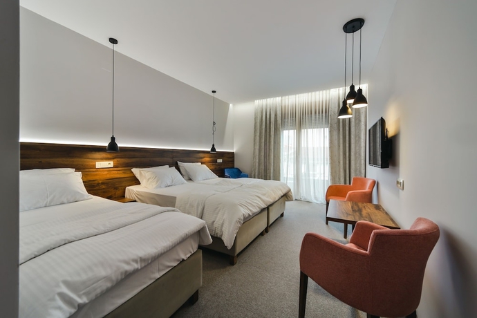 Imagen de la habitación del Hotel Vladimir, Budva. Foto 7