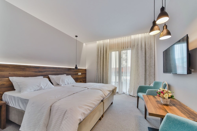 Imagen de la habitación del Hotel Vladimir, Budva. Foto 8