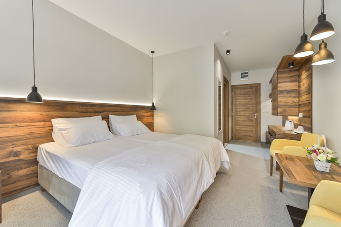 Imagen de la habitación del Hotel Vladimir, Budva. Foto 9