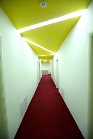 Imagen de los interiores del Hotel Vllaznia. Foto 19