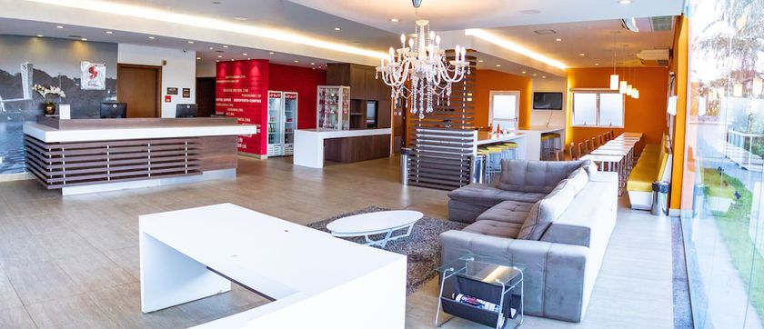 Imagen de los interiores del Hotel Voa Business Supreme Choice Confins. Foto 19