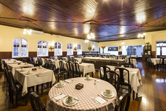 Imagen del bar/restaurante del Hotel Voa Caxambu. Foto 13