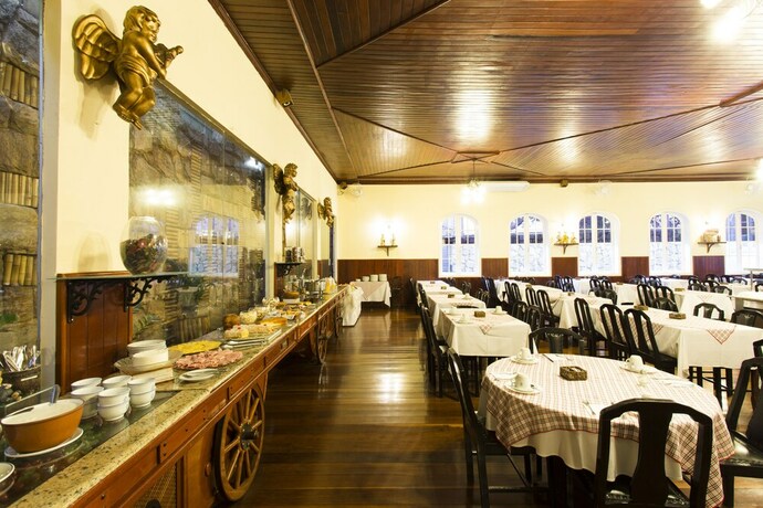 Imagen del bar/restaurante del Hotel Voa Caxambu. Foto 15