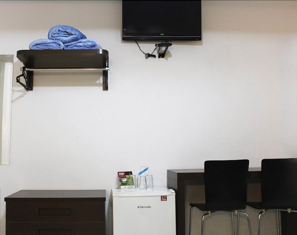 Imagen de la habitación del Hotel Voa Convenience. Foto 5