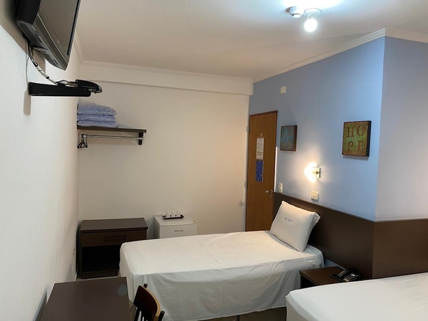 Imagen de la habitación del Hotel Voa Convenience. Foto 12