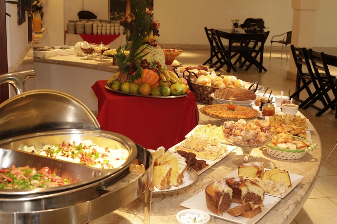 Imagen del bar/restaurante del Hotel Voa Internacional. Foto 3