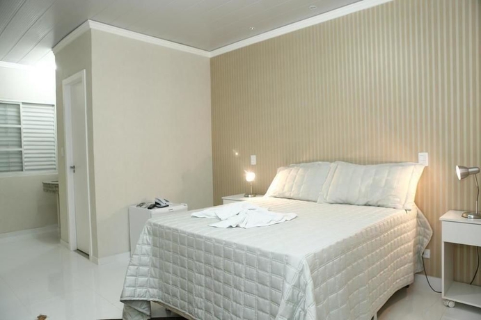 Imagen de la habitación del Hotel Voa Internacional. Foto 7