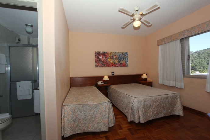 Imagen de la habitación del Hotel Voa Plazza. Foto 7