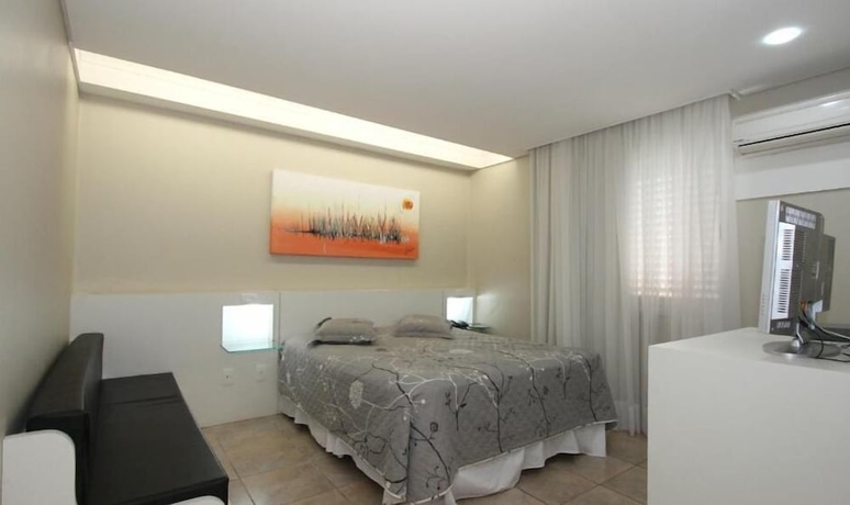 Imagen de la habitación del Hotel Voa Plazza. Foto 10