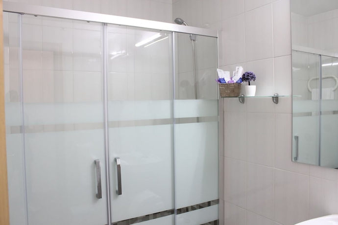 Imagen de la habitación del Hotel Voar. Foto 15