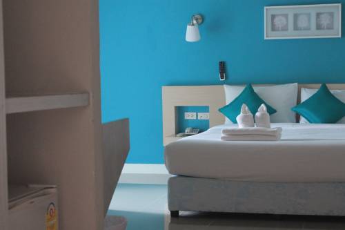 Imagen de la habitación del Hotel V-ocean Palace Hat Yai. Foto 5
