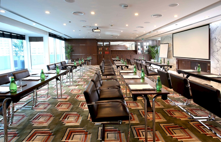 Imagen de los interiores del Hotel Voco Bonnington. Foto 13