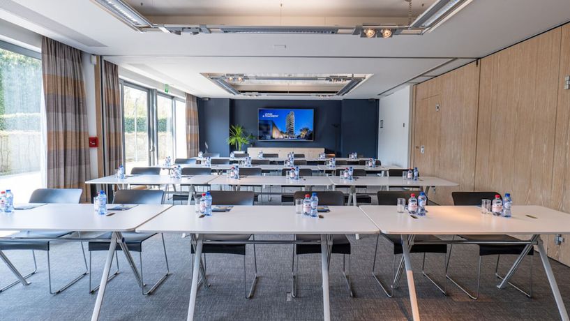 Imagen de los interiores del Hotel Voco Brussels City North, an IHG. Foto 11