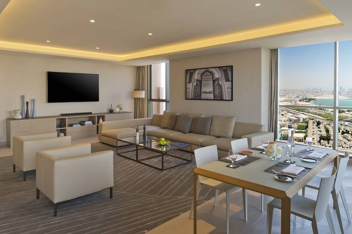 Imagen de la habitación del Hotel Voco Doha West Bay Suites, An Ihg. Foto 8