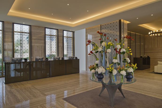 Imagen de los interiores del Hotel Voco Doha West Bay Suites, An Ihg. Foto 20
