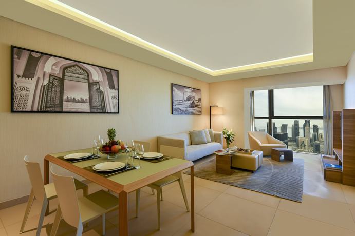 Imagen de la habitación del Hotel Voco Doha West Bay Suites, An Ihg. Foto 16