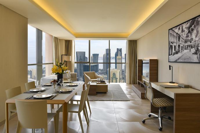 Imagen de la habitación del Hotel Voco Doha West Bay Suites, An Ihg. Foto 18