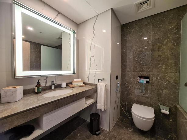 Imagen de la habitación del Hotel Voco Dubai the Palm, an IHG. Foto 6