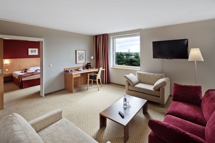 Imagen de los interiores del Hotel Voco Dusseldorf Seestern, An Ihg. Foto 11