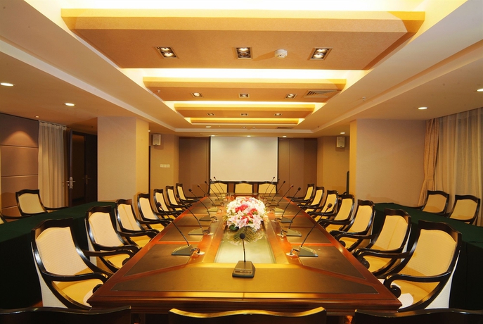 Imagen de los interiores del Hotel Voco Nanjing Oriental Pearl, An Ihg. Foto 12