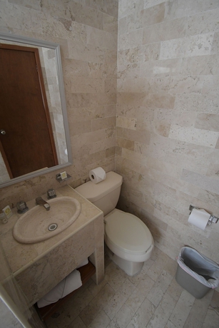 Imagen de la habitación del Hotel Voco Royalty Puebla Downtown, An Ihg. Foto 17