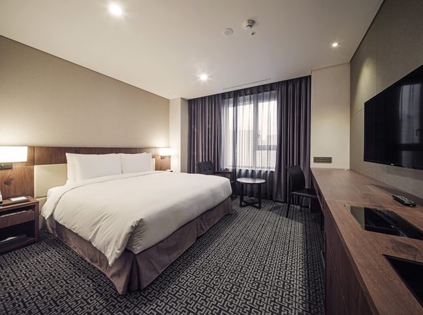 Imagen de la habitación del Hotel Voco Seoul Myeongdong, An Ihg. Foto 9