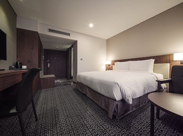 Imagen de la habitación del Hotel Voco Seoul Myeongdong, An Ihg. Foto 11