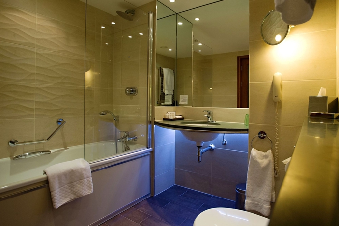 Imagen de la habitación del Hotel Voco St David's Cardiff, An Ihg. Foto 10