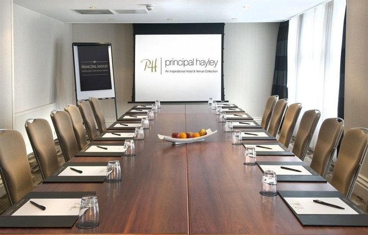 Imagen de los interiores del Hotel Voco St. John's Solihull, An Ihg. Foto 11