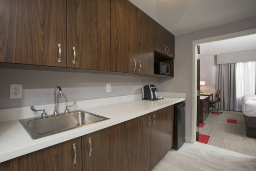 Imagen de la habitación del Hotel Voco The Clair Cincinnati Downtown by IHG. Foto 2