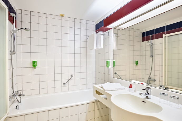 Imagen de la habitación del Hotel Voco Vienna Prater, An Ihg. Foto 4