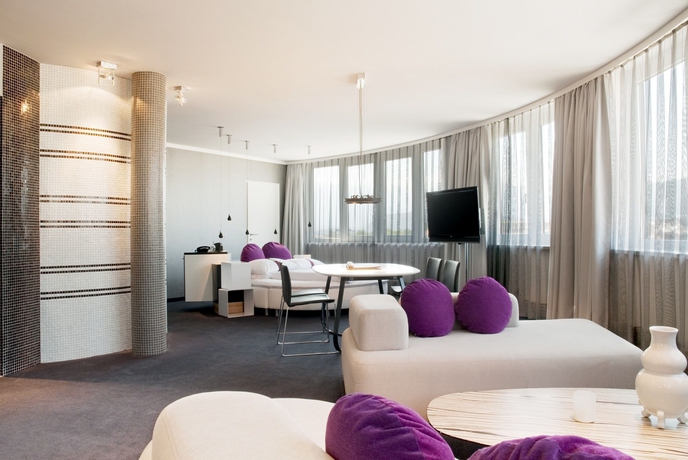 Imagen de los interiores del Hotel Voco Villach, An Ihg. Foto 10