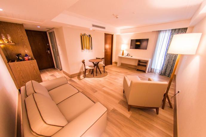 Imagen de la habitación del Hotel Vogal Luxury Beach and Spa. Foto 7