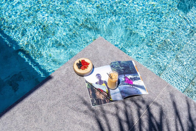 Imagen de la piscina del Hotel Voger Ala&ccedil;atı Social. Foto 20