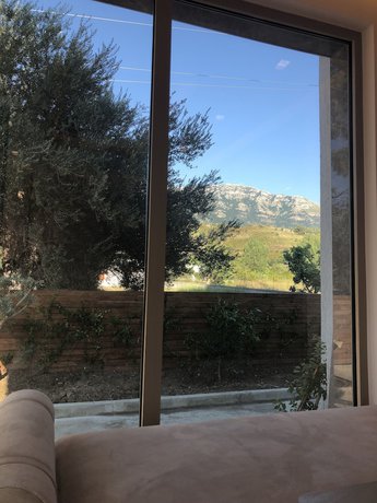 Imagen de los interiores del Hotel Vogue Boutique, Radhim&euml;. Foto 20