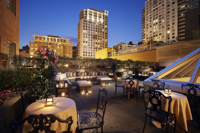 Imagen de los exteriores del Hotel Vogue Montreal Downtown, Curio Collection By Hilton. Foto 7