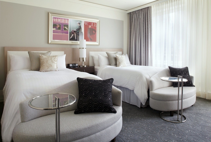 Imagen de los interiores del Hotel Vogue Montreal Downtown, Curio Collection By Hilton. Foto 15