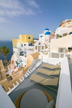 Imagen de los exteriores del Hotel Vogue Suites. Foto 11