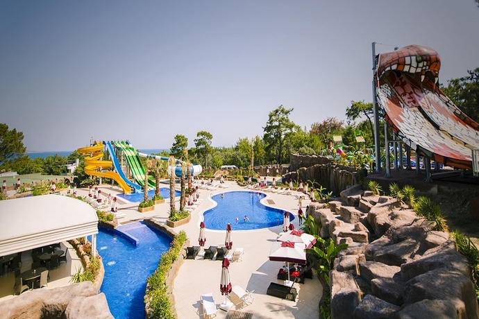 Imagen general del Hotel Vogue Supreme Bodrum. Foto 11