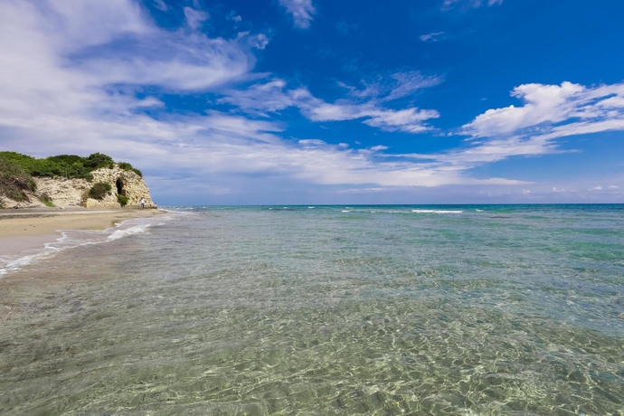 Imagen de los exteriores del Hotel Voi Alimini Resort. Foto 12