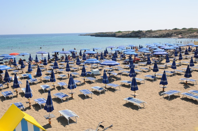 Imagen de los exteriores del Hotel Voi Arenella Resort. Foto 11