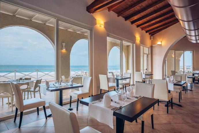 Imagen general del Hotel Voi Praia De Chaves Resort. Foto 9