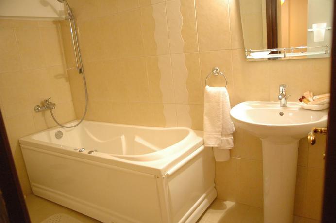 Imagen general del Hotel Voila Inn Constanta. Foto 8