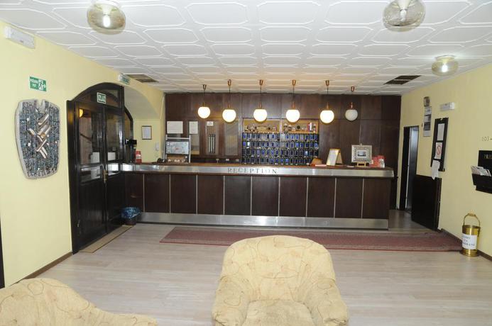 Imagen de los interiores del Hotel Vojvodina. Foto 14