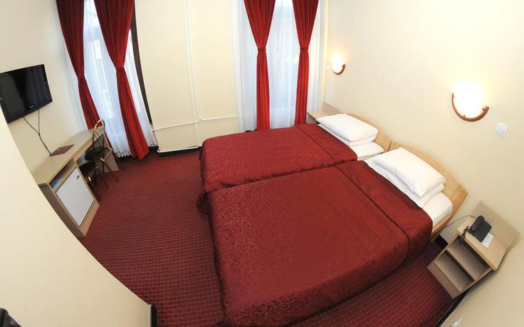 Imagen de la habitación del Hotel Vojvodina. Foto 6