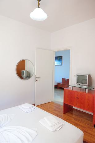 Imagen de la habitación del Hotel Vola, Sarande. Foto 1