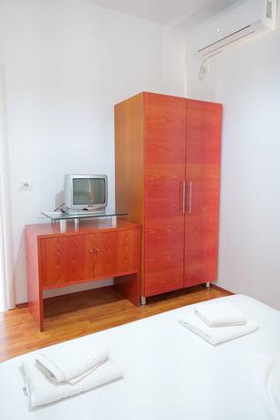 Imagen de la habitación del Hotel Vola, Sarande. Foto 4